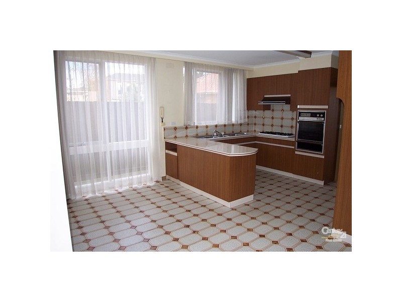 2/20 Sylverley Gve, Caulfield VIC 3162