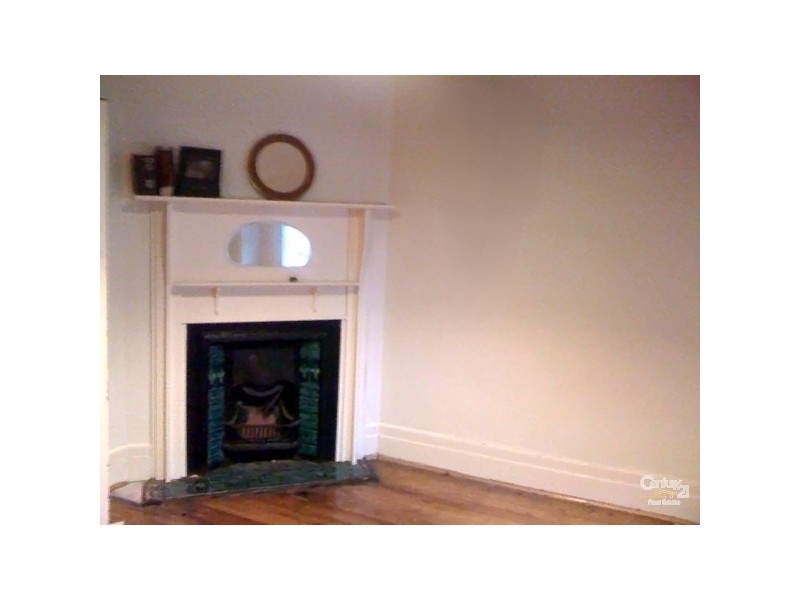 16 Hawsleigh Avenue, St Kilda East VIC 3183