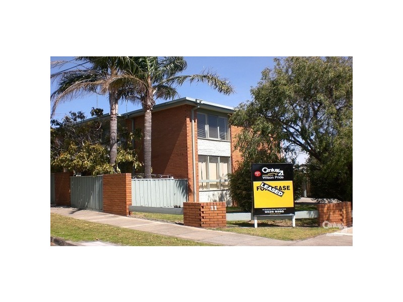 4/11 Crotonhurst Avenue, Caulfield North VIC 3161