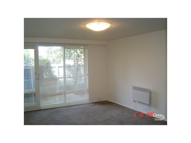 4/11 Crotonhurst Avenue, Caulfield North VIC 3161