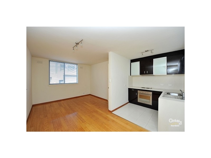 8/245 Hotham Street, St Kilda East VIC 3183