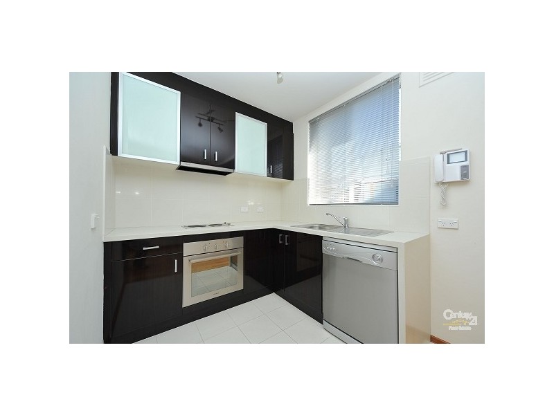 8/245 Hotham Street, St Kilda East VIC 3183