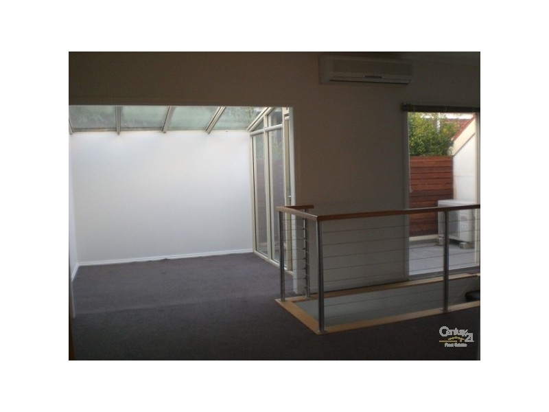 2/87 Westbury Street, St Kilda East VIC 3183