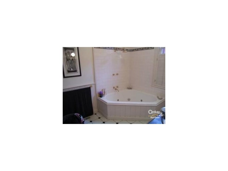 16 Odessa Street, St Kilda East VIC 3183