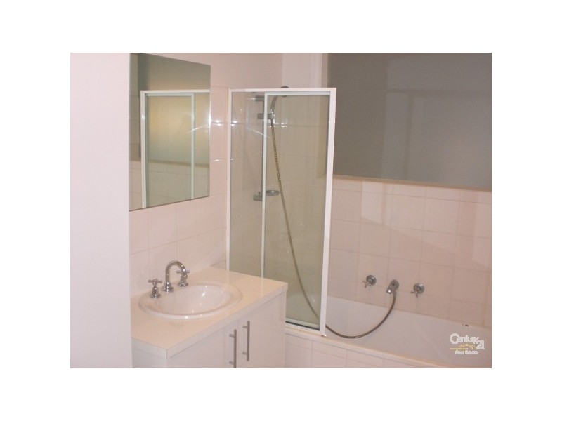 2/87 Westbury Street, St Kilda East VIC 3183