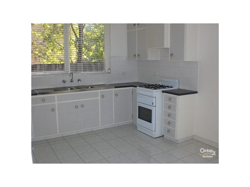 1/13 Narong Road, Caulfield North VIC 3161