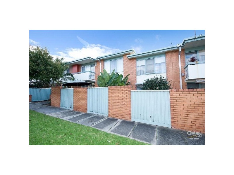 4/11 Crotonhurst Avenue, Caulfield North VIC 3161