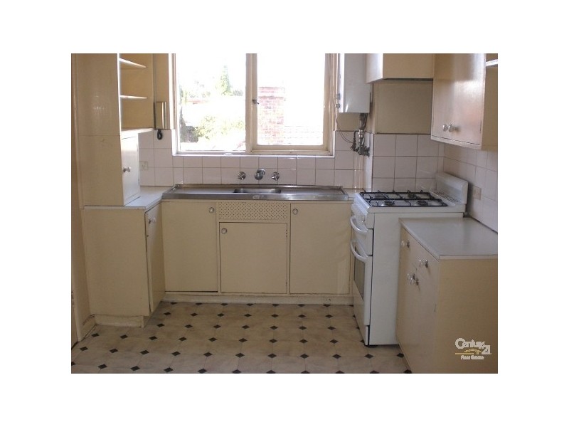 2/4 Bruce Street, Toorak VIC 3142