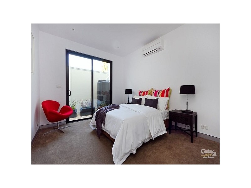 1A Westbury Grove, St Kilda East VIC 3183