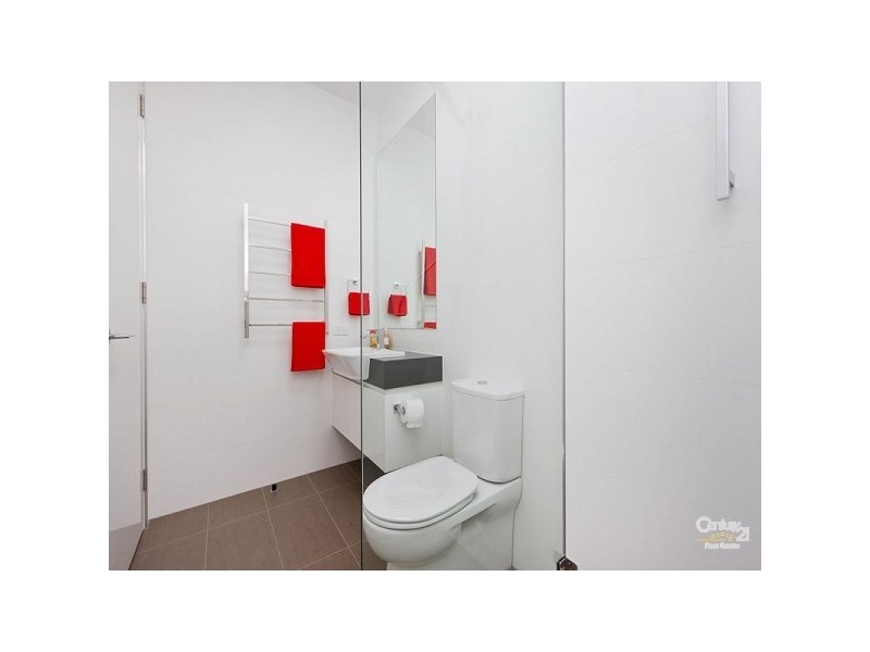 1A Westbury Grove, St Kilda East VIC 3183