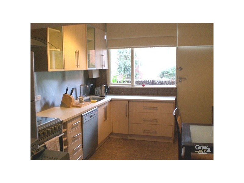 10/323 Orrong Road, St Kilda East VIC 3183