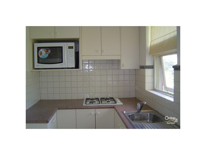 10/86 Ruskin Street, Elwood VIC 3184