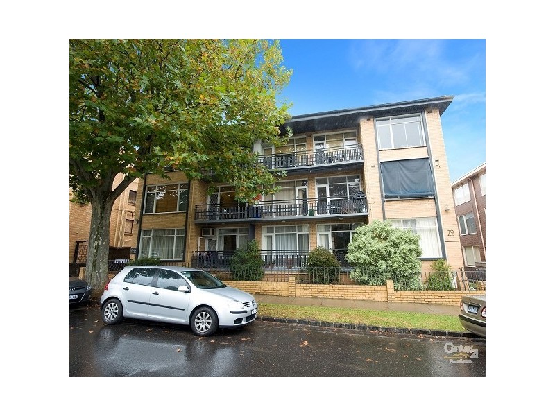 17/29 Dickens Street, Elwood VIC 3184