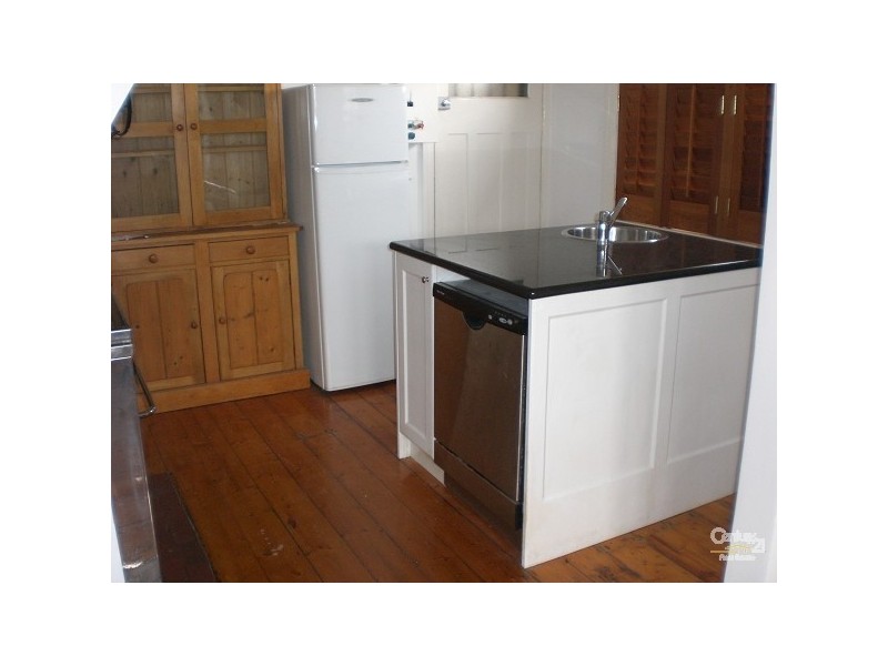 1/30 Marine Parade, St Kilda VIC 3182