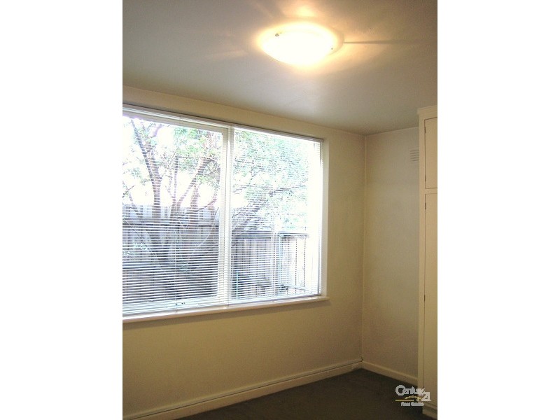 2/3-5 Coleridge Street, Elwood VIC 3184