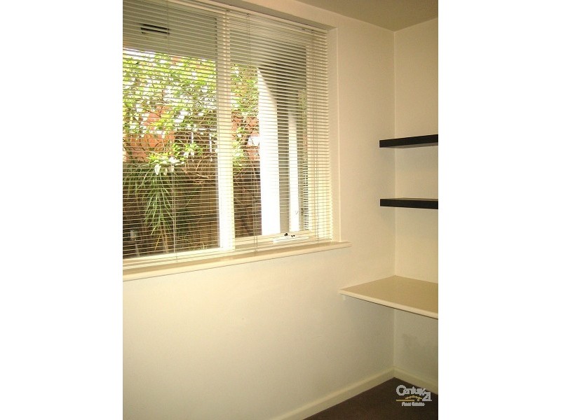 2/3-5 Coleridge Street, Elwood VIC 3184