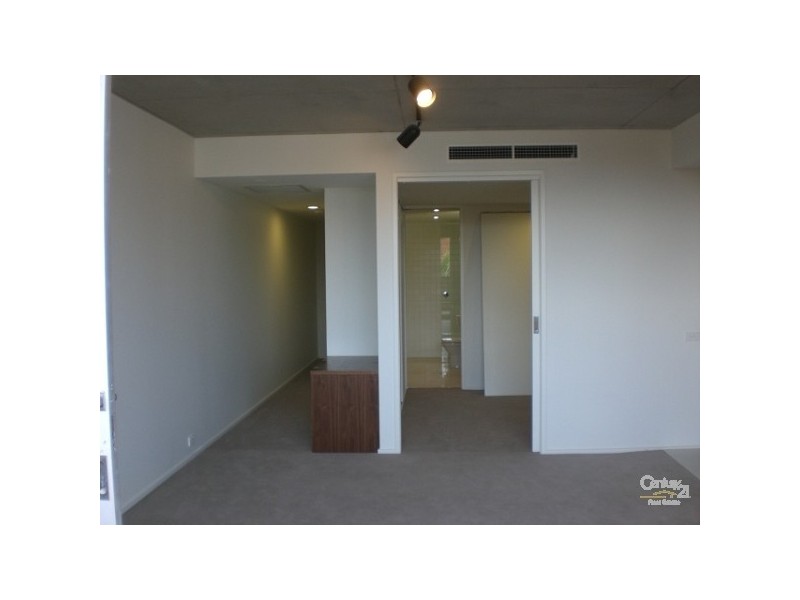 1.02/35 Ormond Road, Elwood VIC 3184