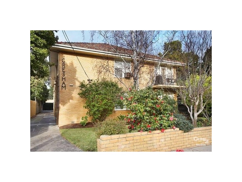 2/10 St Aubins Avenue, Caulfield North VIC 3161