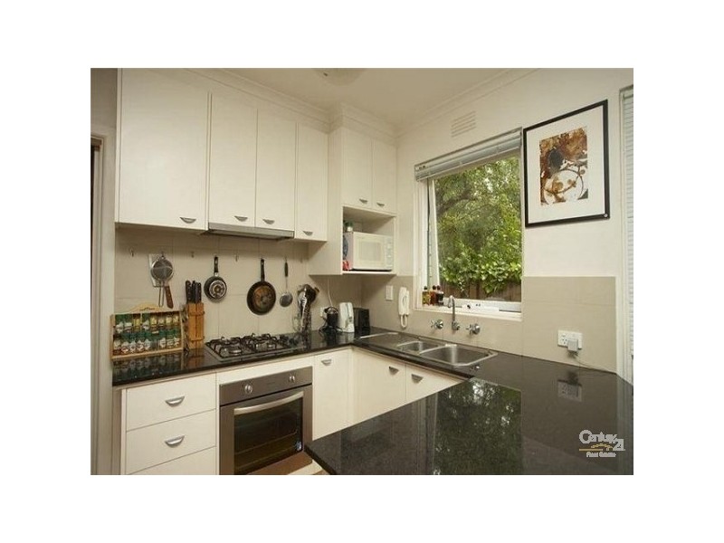 2/3 Avoca Avenue, Elwood VIC 3184