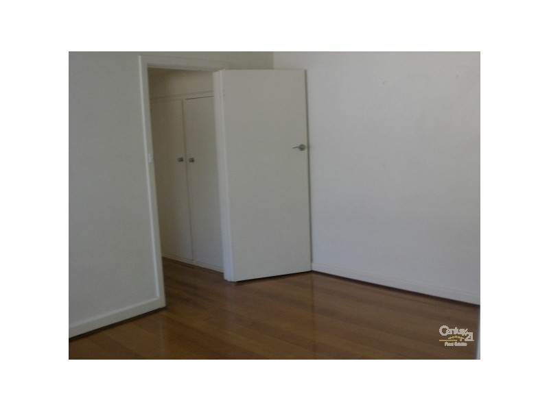 2/3 Avoca Avenue, Elwood VIC 3184
