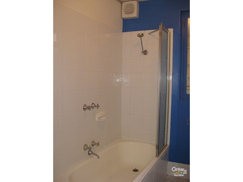 2/58 Hotham Street, St Kilda East VIC 3183