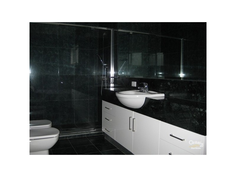 2/10 Main Street, Elsternwick VIC 3185