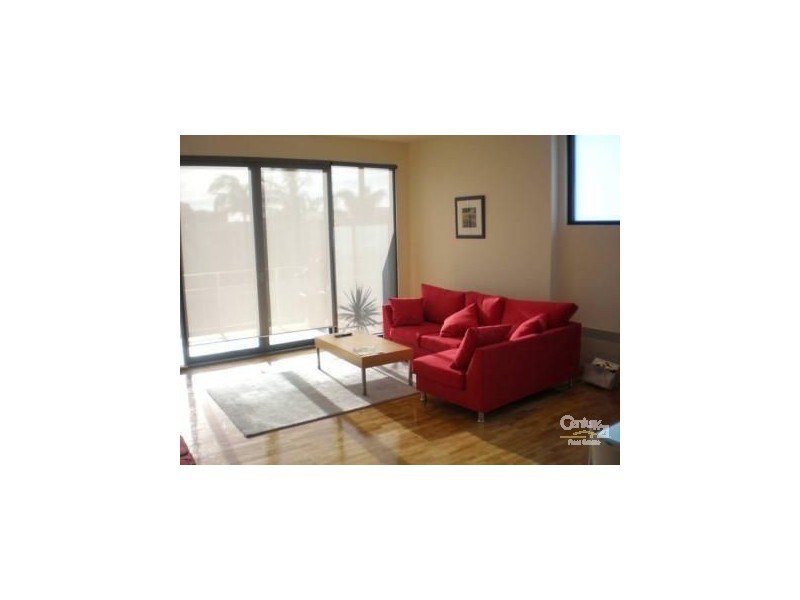7/63 Ormond Esplanade, Elwood VIC 3184