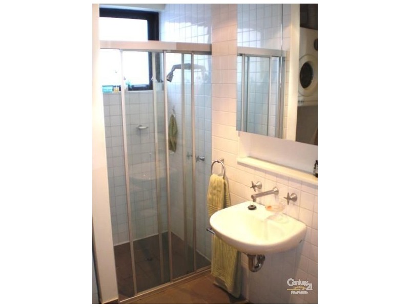 7/63 Ormond Esplanade, Elwood VIC 3184