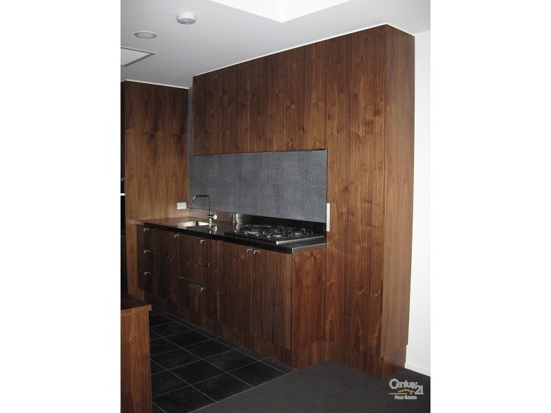 106/35 Ormond Road, Elwood VIC 3184