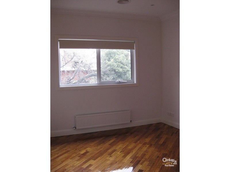 2/10 Main Street, St Kilda East VIC 3183