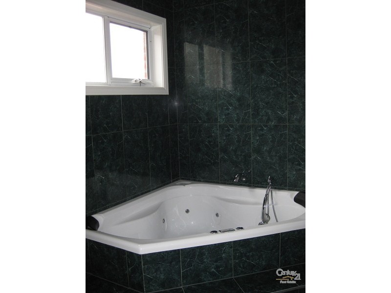 2/10 Main Street, Caulfield VIC 3162