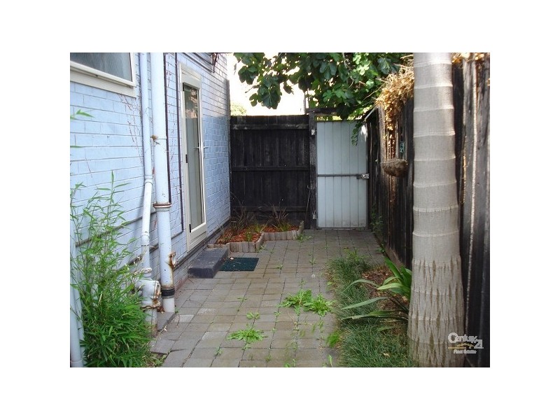 7/18 Chapel Street, St Kilda East VIC 3183