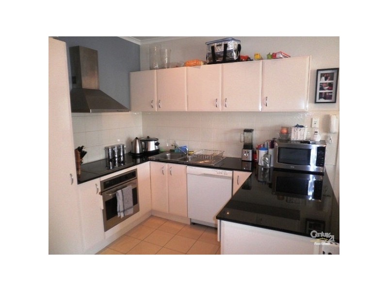 201/100 Hawthorn Road, Caulfield North VIC 3161