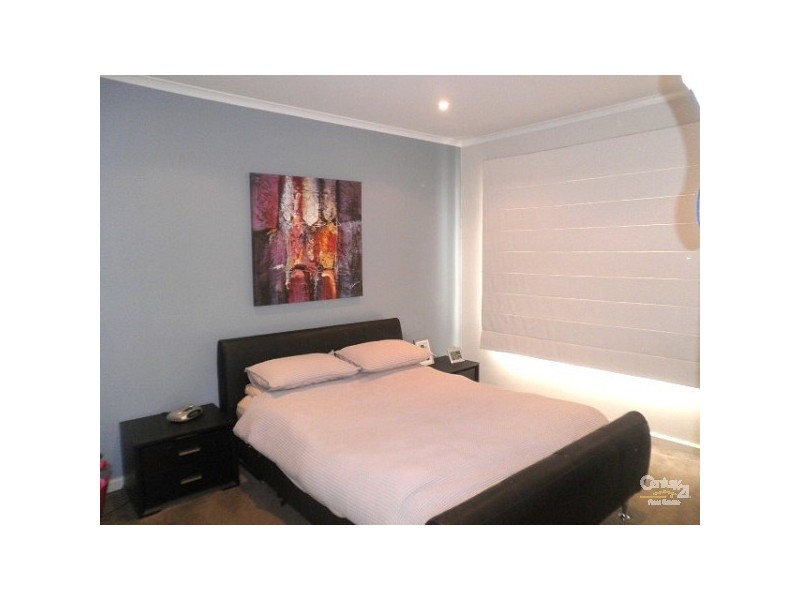 201/100 Hawthorn Road, Caulfield North VIC 3161