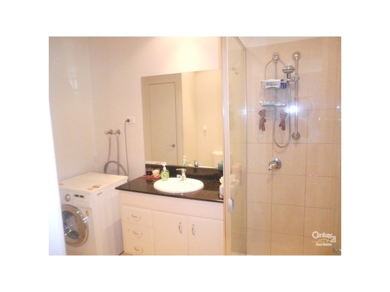 201/100 Hawthorn Road, Caulfield North VIC 3161