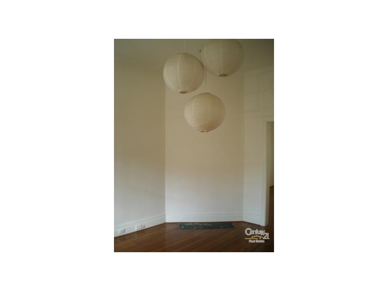 17 Clyde Street, St Kilda VIC 3182