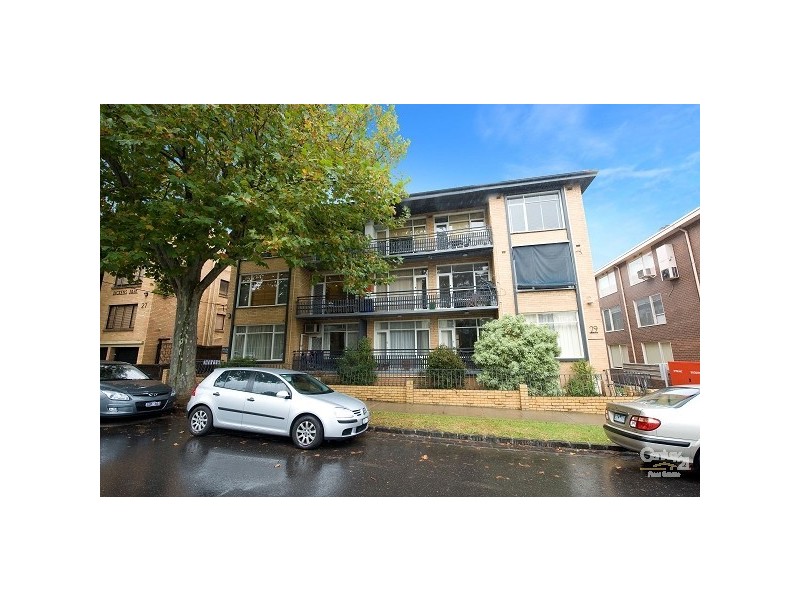 17/29 Dickens Street, Elwood VIC 3184