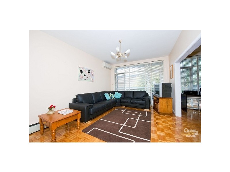 17/29 Dickens Street, Elwood VIC 3184