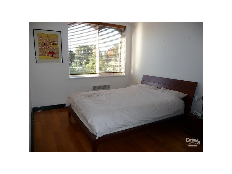 4/6 Raith Court, St Kilda East VIC 3183