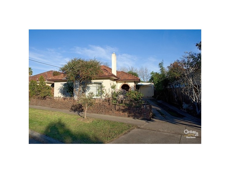 8 Albion Street, St Kilda East VIC 3183