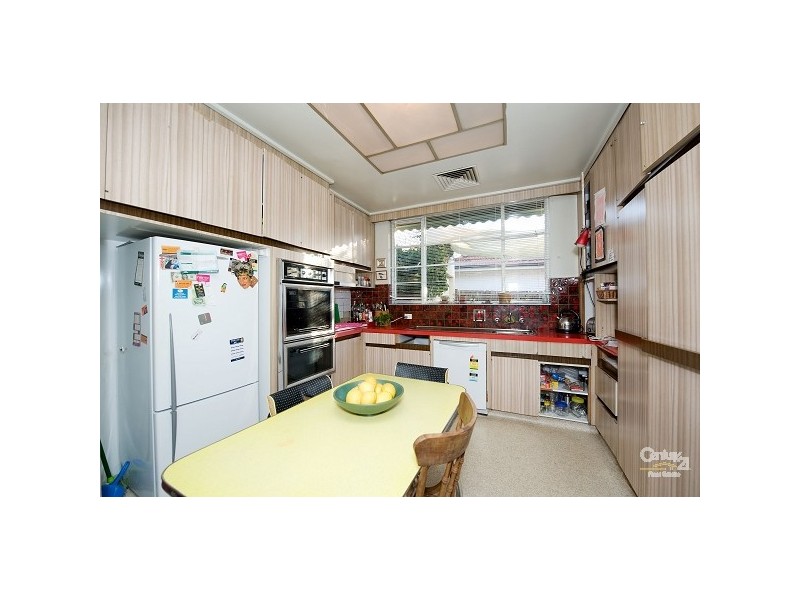 8 Albion Street, St Kilda East VIC 3183