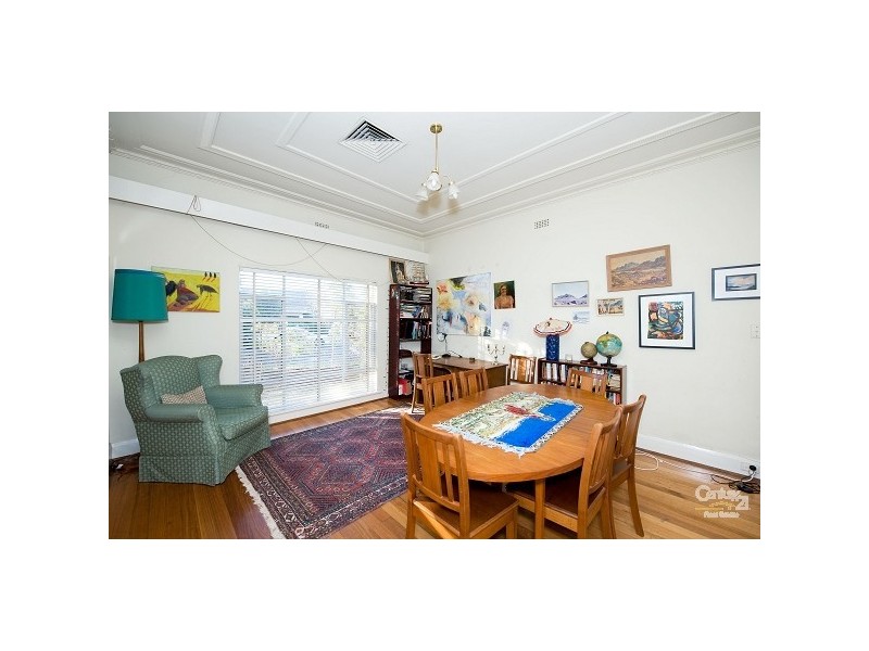 8 Albion Street, St Kilda East VIC 3183