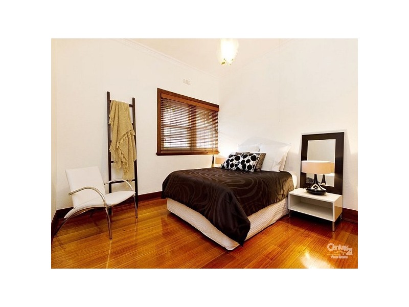 1/1A Dickens Street, Elwood VIC 3184