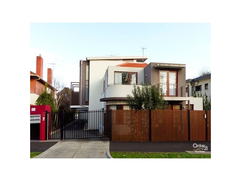 2/4 Westbury Grove, St Kilda East VIC 3183