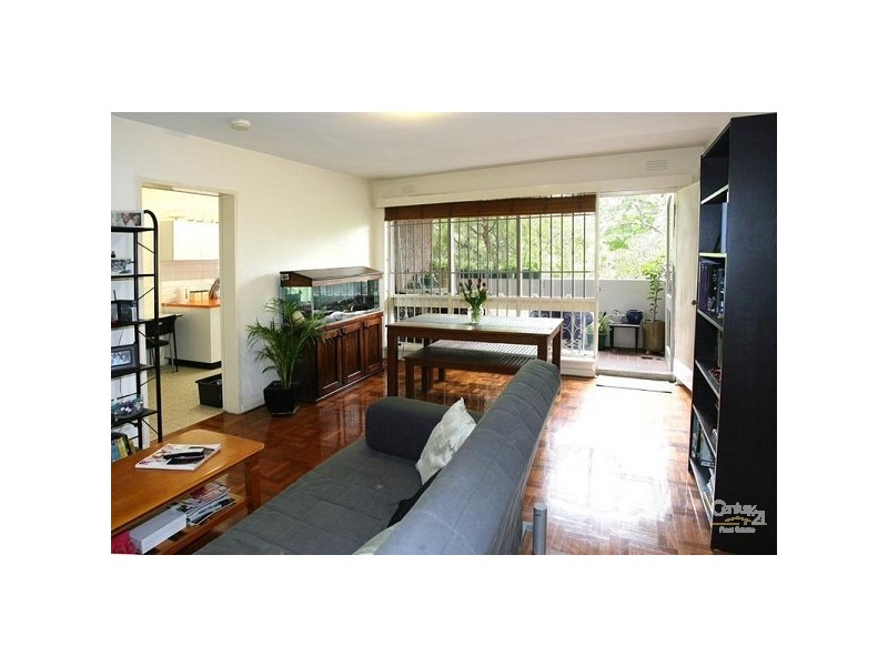 1/26 Hughenden Road, St Kilda East VIC 3183
