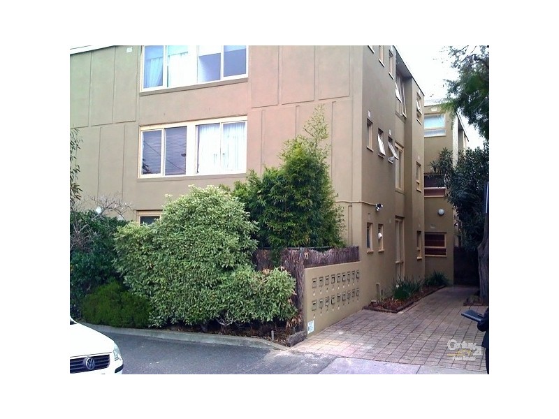 12/77 Hotham Street, St Kilda East VIC 3183