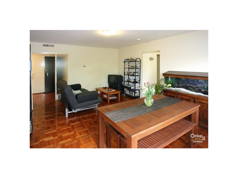 1/26 Hughenden Road, St Kilda East VIC 3183