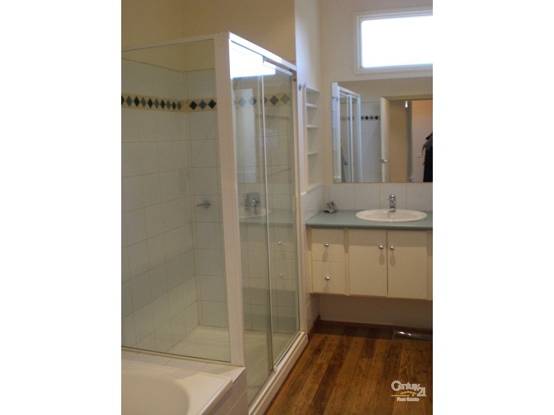 7a Parnell Street, Elsternwick VIC 3185