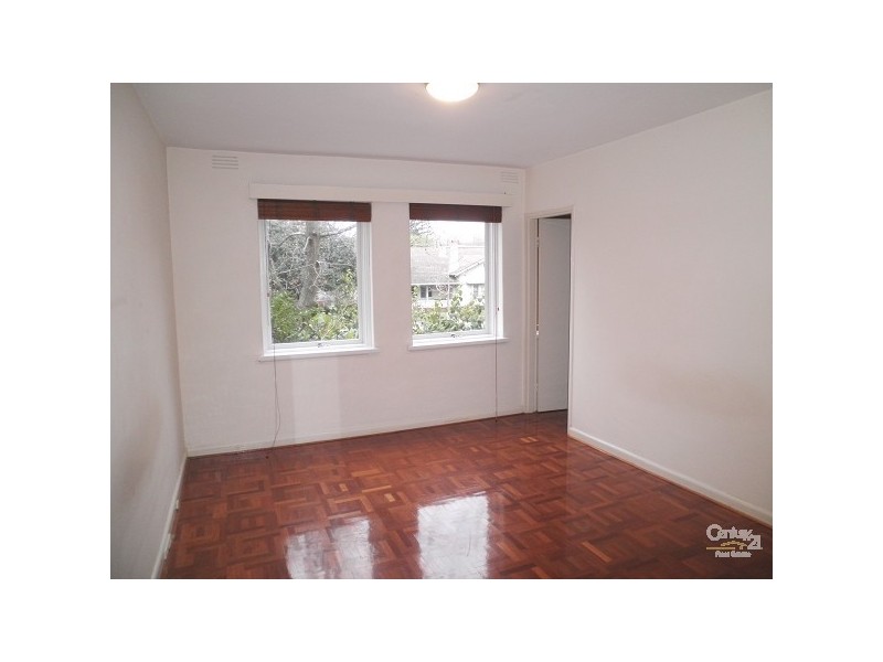 1/26 Hughenden Road, St Kilda East VIC 3183
