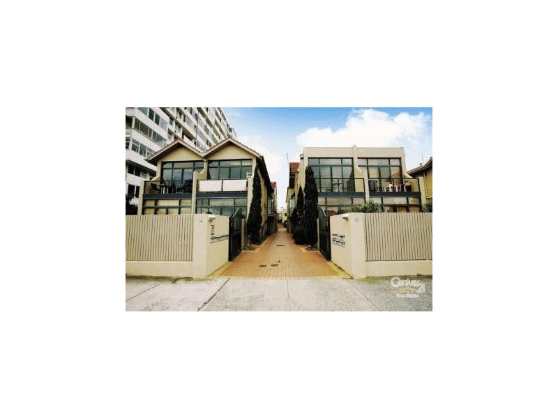 10/14-15 Marine Parade, St Kilda VIC 3182